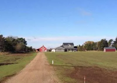 farm building contractors near me