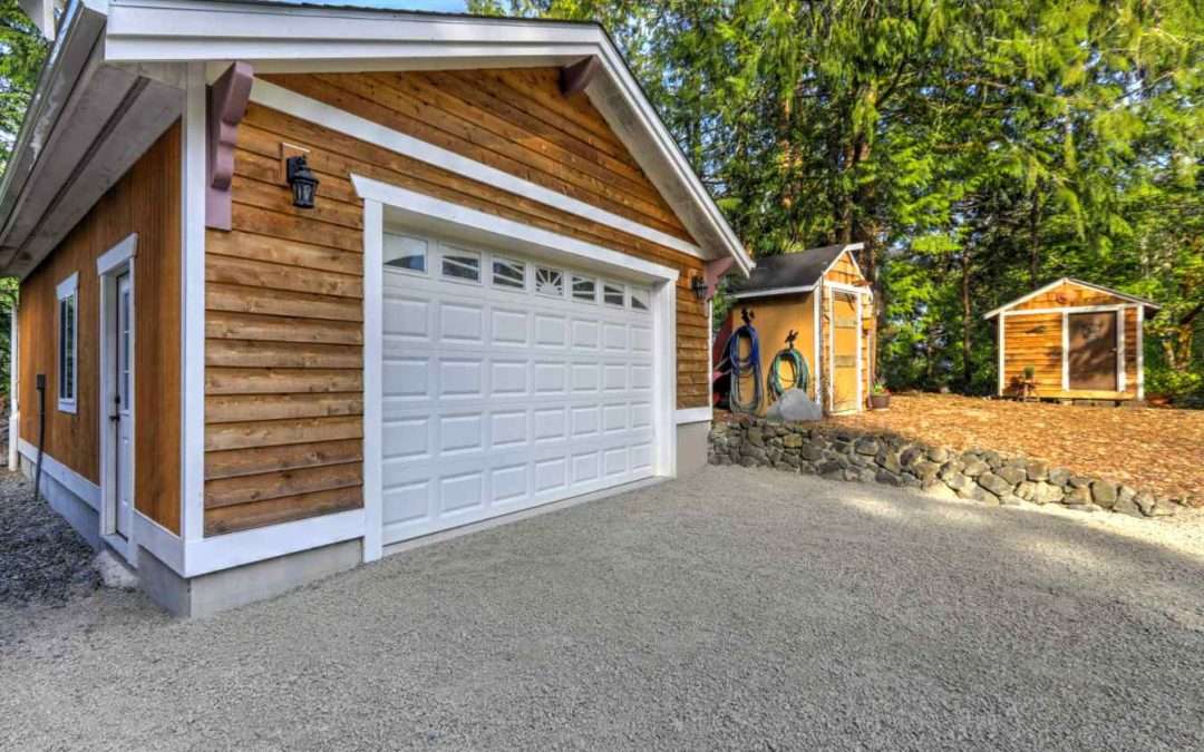 The Ultimate Bunkhouse Garage: The Perfect Addition for Your Brainerd Lakes Property